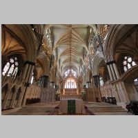Lincoln Cathedral, Angel Choir by Richard Croft on Wikipedia.jpg